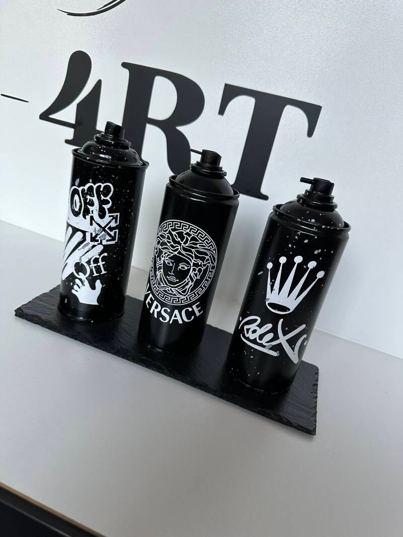 Spuitbussen op plateau set