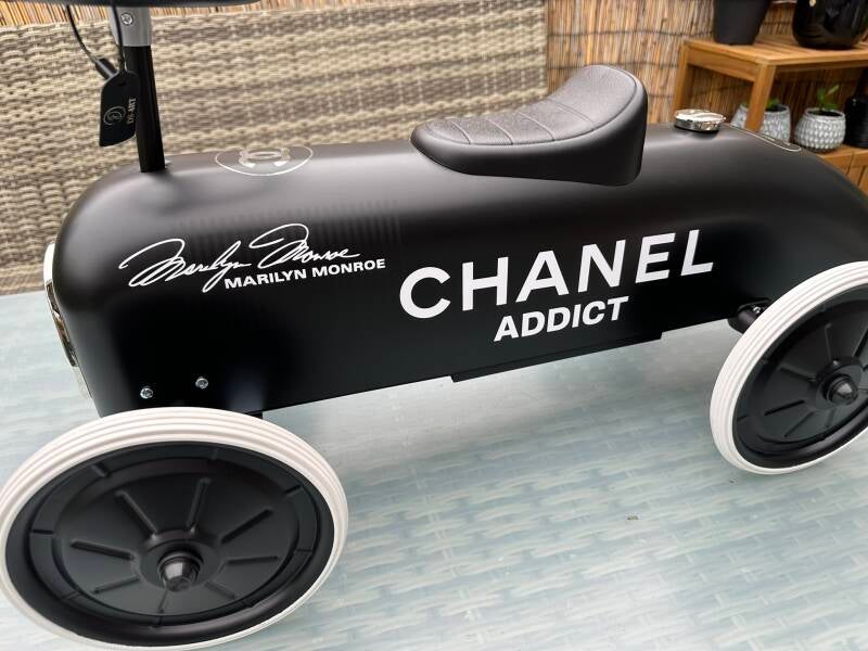 Retro loop auto Chanel x Marilyn Monroe