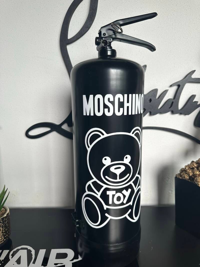 Moschino Brandblusser